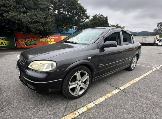 CHEVROLET ASTRA 2.0 MPFI EXPRESSION SEDAN 8V GASOLINA 4P MANUAL CHEVROLET ASTRA 2.0 MPFI EXPRESSION SEDAN 8V GASOLINA 4P MANUAL